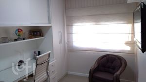 Image 11 - 866113