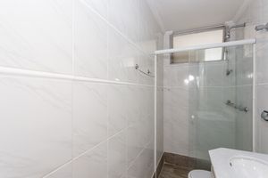 Image 7 - 866117