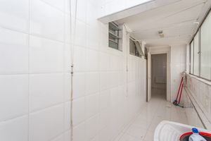 Image 37 - 866117