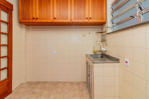 Image 32 - 866120