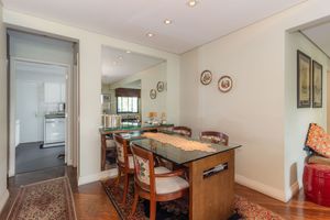 Image 12 - 866124