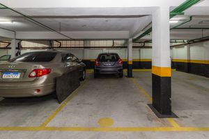 Image 40 - 866124