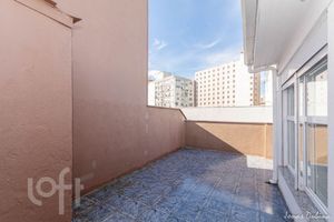 Image 22 - 866157