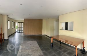 Image 20 - 866174