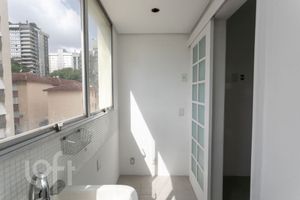 Image 22 - 866196