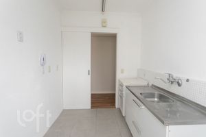 Image 17 - 866196
