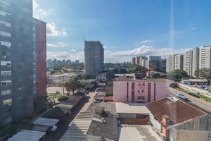 Image 6 - 866212
