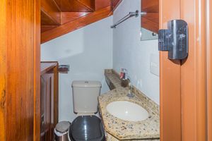 Image 11 - 866221