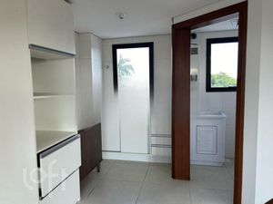 Image 8 - 866228