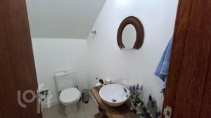 Image 8 - 866236
