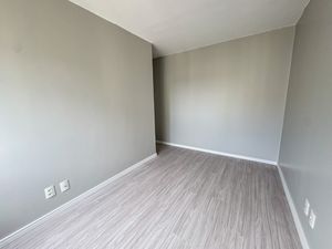 Image 8 - 866257