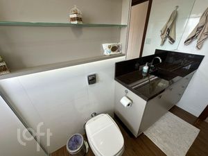 Image 18 - 866258