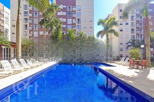 Image 17 - 866267