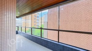 Image 8 - 866271