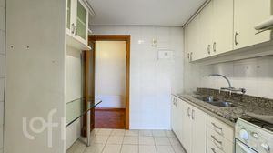Image 13 - 866271