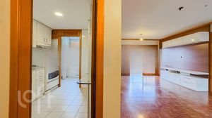 Image 10 - 866271