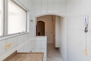 Image 23 - 866296