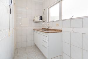 Image 25 - 866296