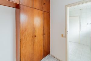 Image 33 - 866296