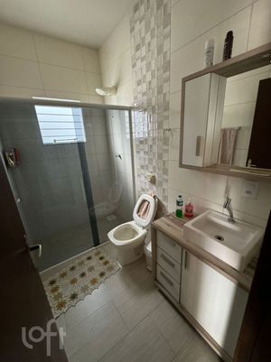 Image 8 - 866297