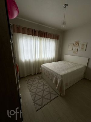 Image 12 - 866297
