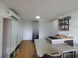 Image 3 - 866301