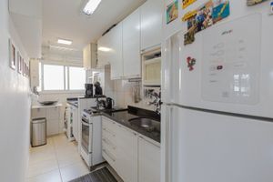 Image 8 - 866316