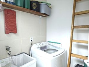 Image 15 - 866319