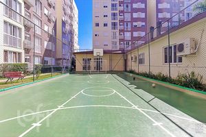 Image 40 - 866331