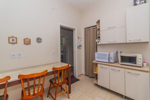 Image 46 - 866345