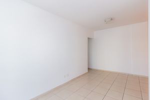 Image 10 - 866346