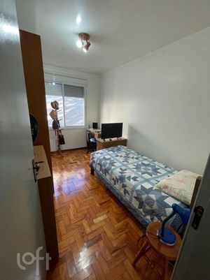 Image 29 - 866352