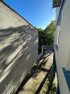 Image 40 - 866352