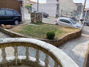 Image 17 - 866358