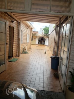 Image 12 - 866358