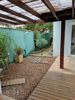 Image 10 - 866368