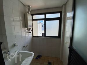 Image 10 - 866370