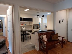 Image 10 - 866382