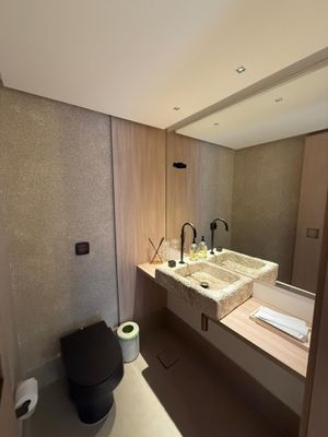 Image 9 - 866383