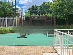 Image 17 - 866392
