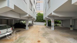 Image 22 - 866422