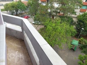 Image 10 - 866429