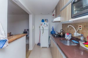 Image 12 - 866459