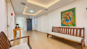 Image 21 - 866468
