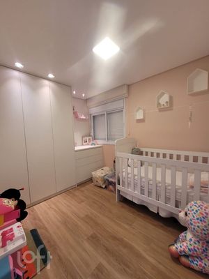 Image 12 - 866469