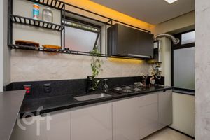 Image 4 - 866475