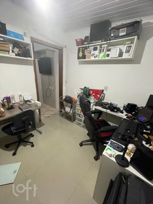 Image 12 - 866476