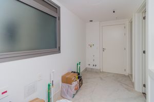 Image 31 - 866484
