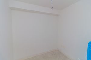 Image 32 - 866484