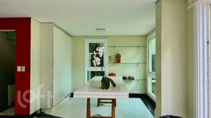 Image 21 - 866486